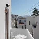 Ξενοδοχείο με διαμερίσματα Margo Naxos City