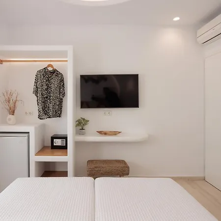 アパートホテル Margo Naxos City