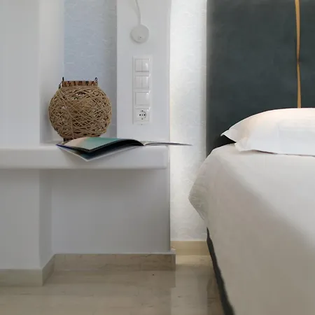 马戈一室公寓酒店 4* Naxos City