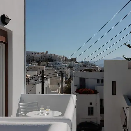 马戈一室公寓酒店 Naxos City