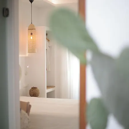 马戈一室公寓酒店 4* Naxos City