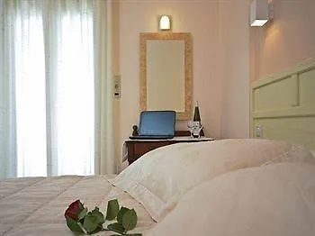 Margo 2* Naxos City