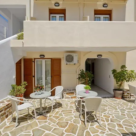 Margo Aparthotel 2*